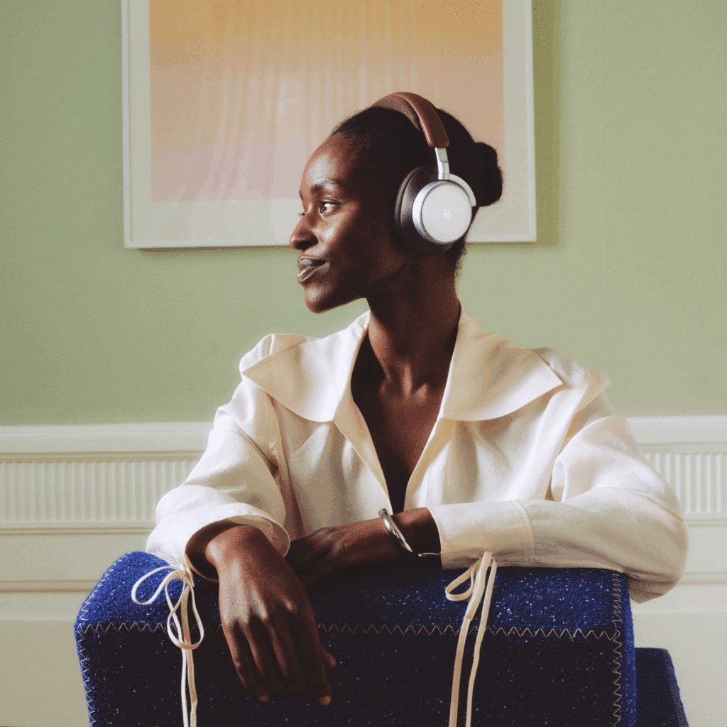 Beoplay H100 - Century Brown